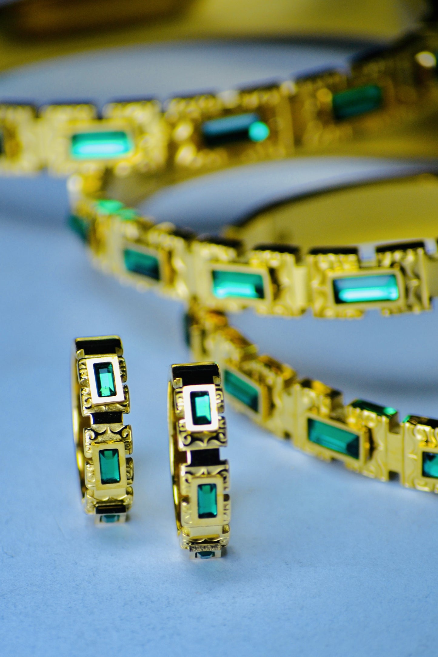 Emerald Luxe Gold Cuff & Ring Set