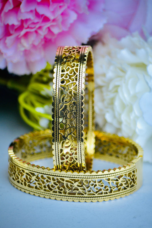 Royal Floral Gold Bangle