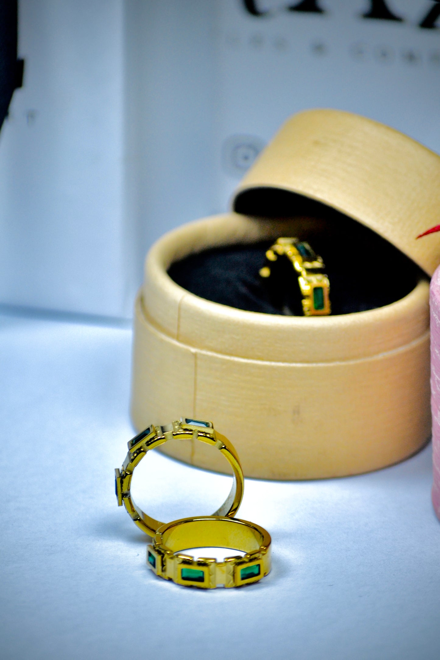Emerald Frame Luxe Ring