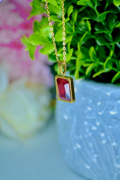 Modern Rectangular Gemstone Gold Necklace