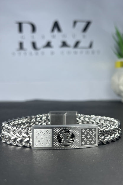 Bold modern Louis Vuitton chain bracelet(for Men's)