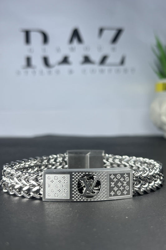 Bold modern Louis Vuitton chain bracelet(for Men's)