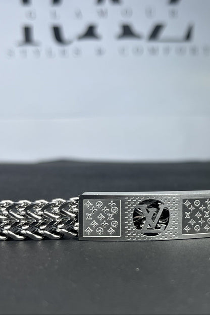 Bold modern Louis Vuitton chain bracelet(for Men's)